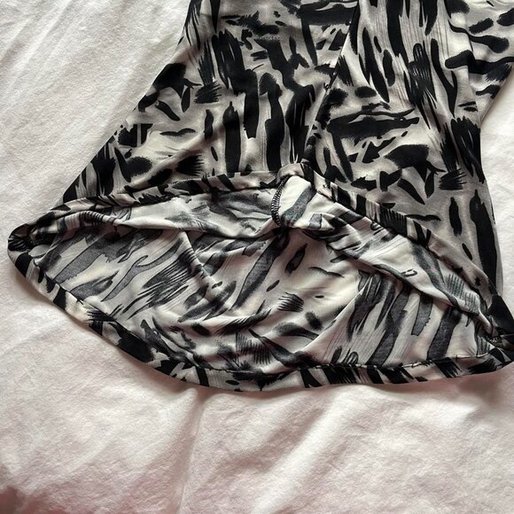 Vintage Ruffled Blouse - Picture 5 of 8